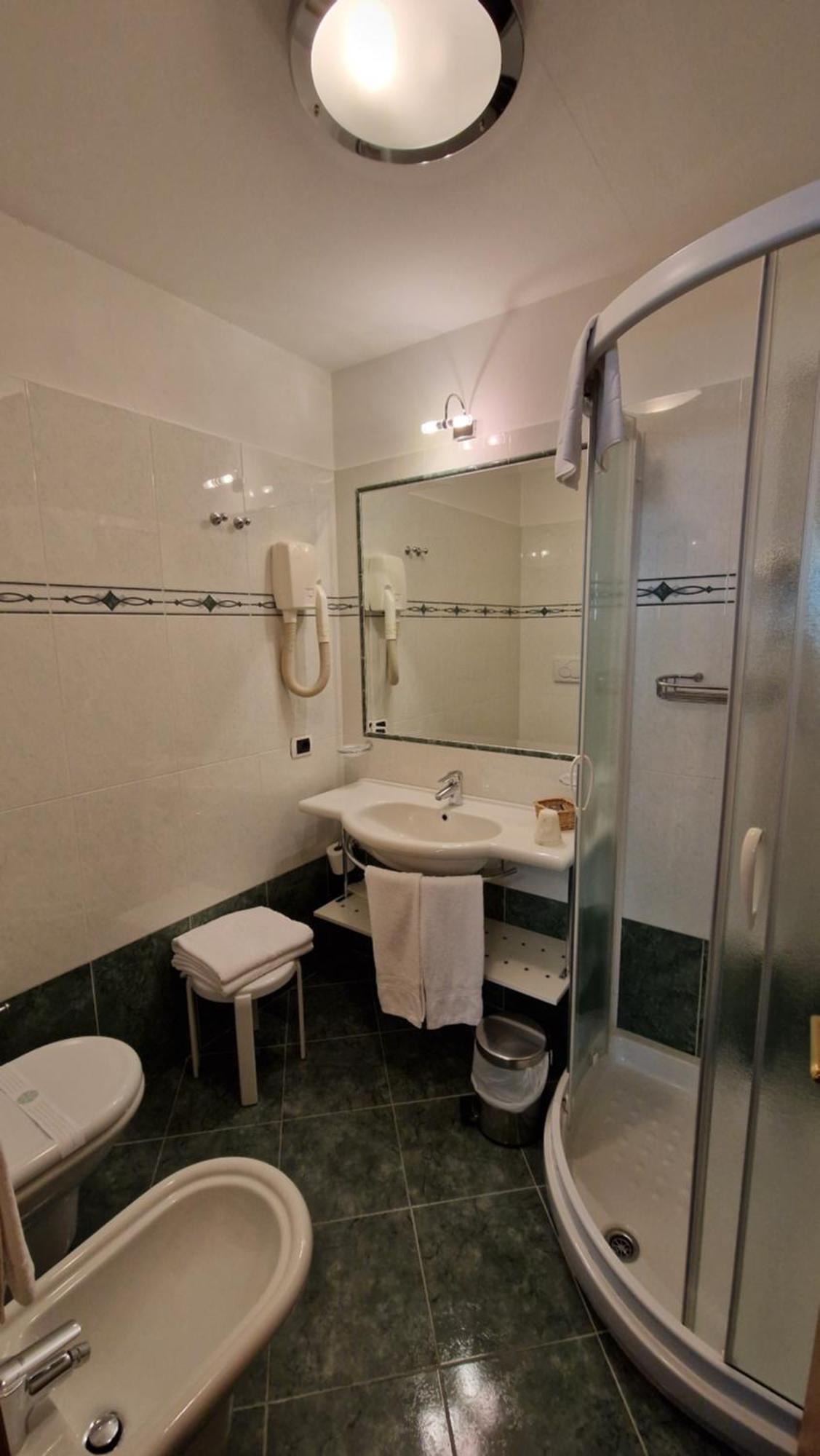Hotel Roy Malga Ciapela Habitación foto